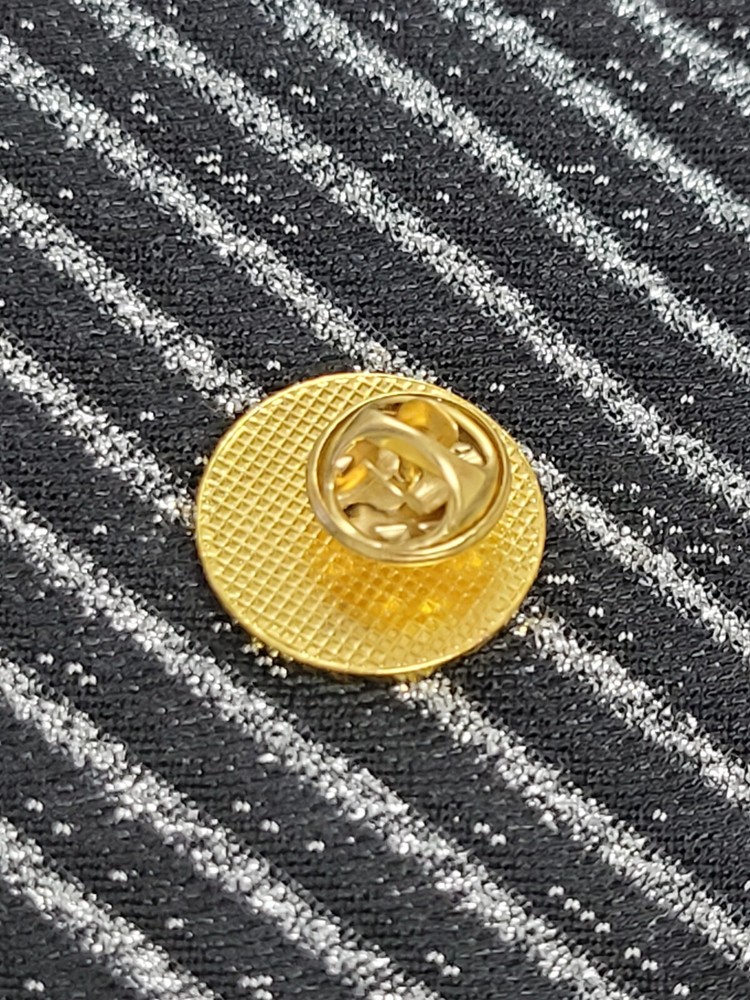 Masonic Past Master Round Lapel Pin