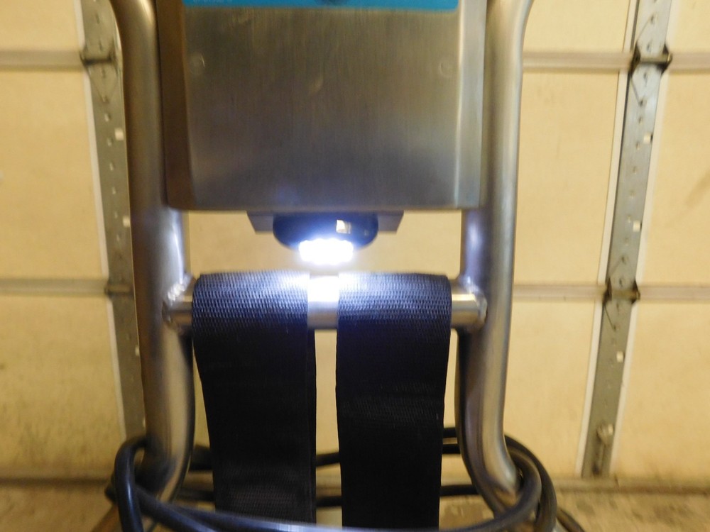 DRI-EAZ F354 ROVER HIGH VOLUME EXTRACTOR (#4747)
