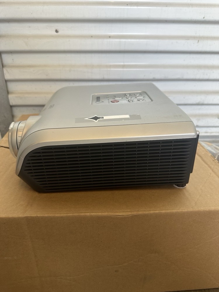 SHARP XR-10S NoteVision Multimedia Desktop Home Projector Without Power Cable