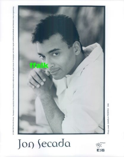 Press Photo: JON SECADA 8x10 B&W 1994