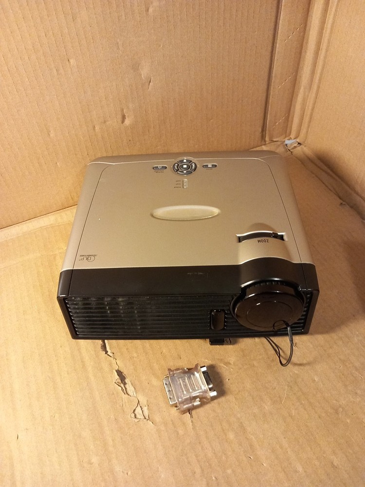 Optoma EP719R DMD PROJECTION DISPLAY Digital projector + CASE