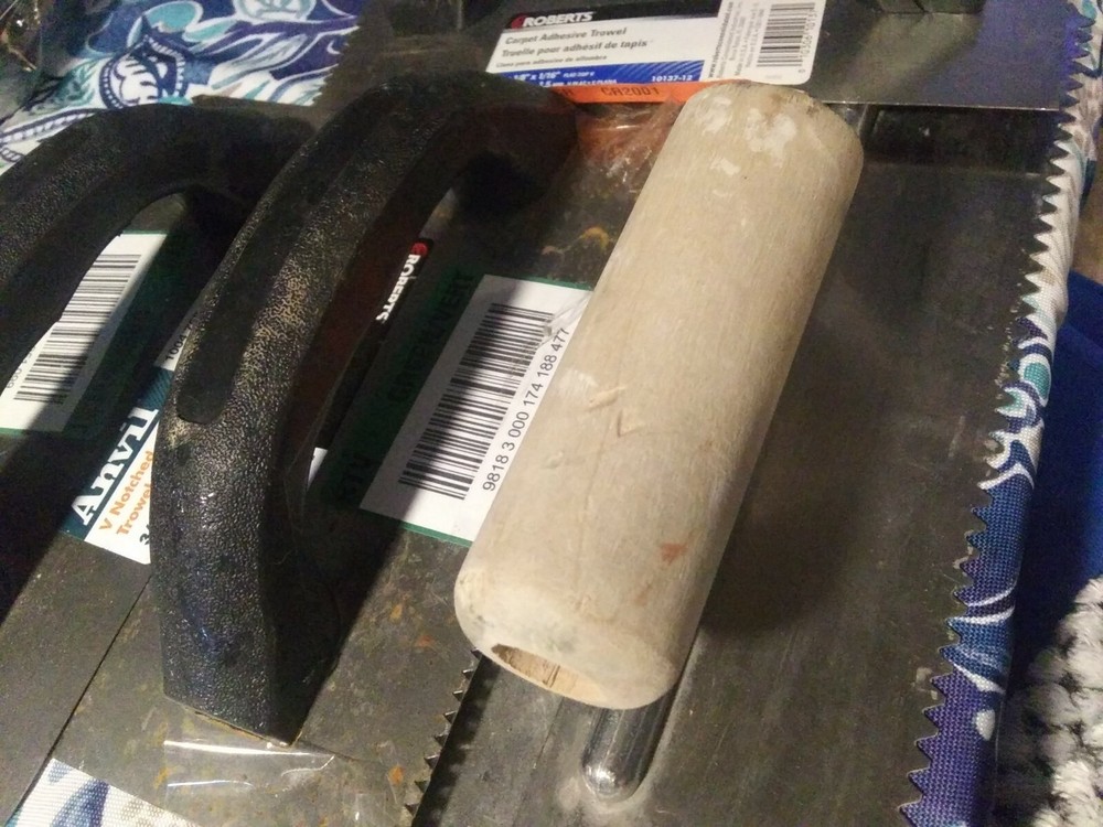 Lot of 4 Trowels