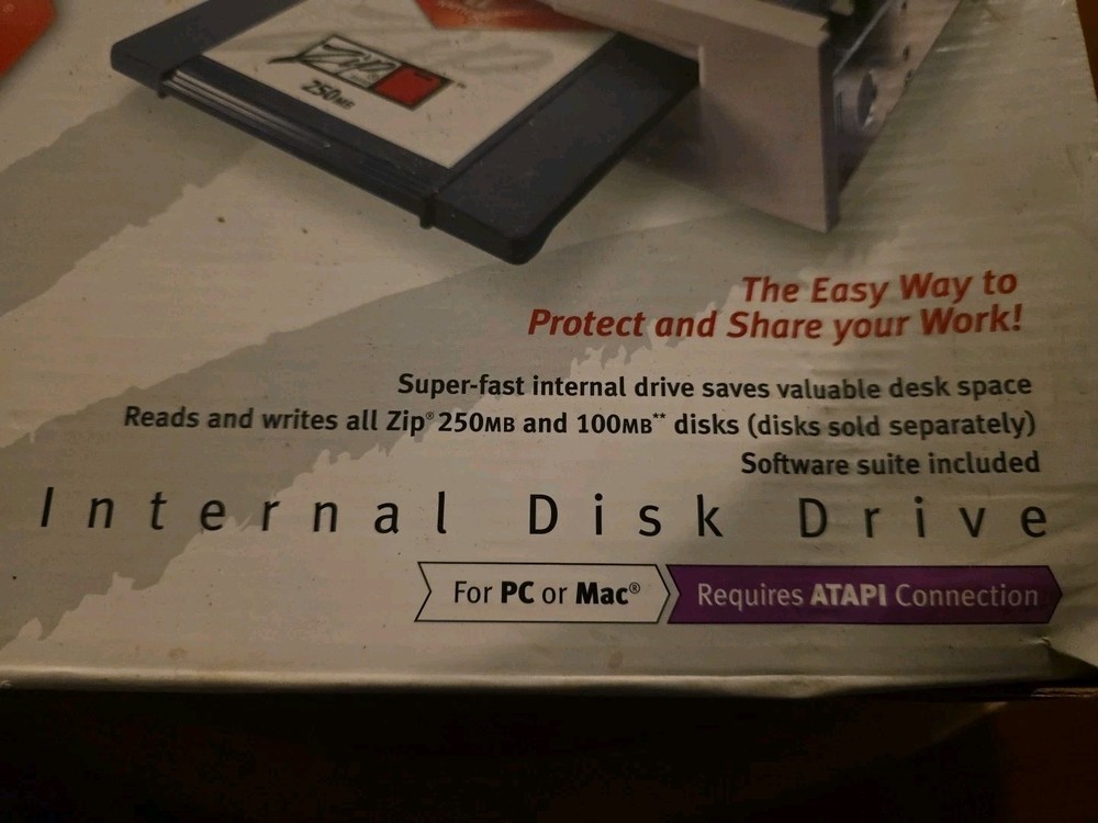 Iomega Zip 250 250MB USB Powered PC & Mac Internal Drive