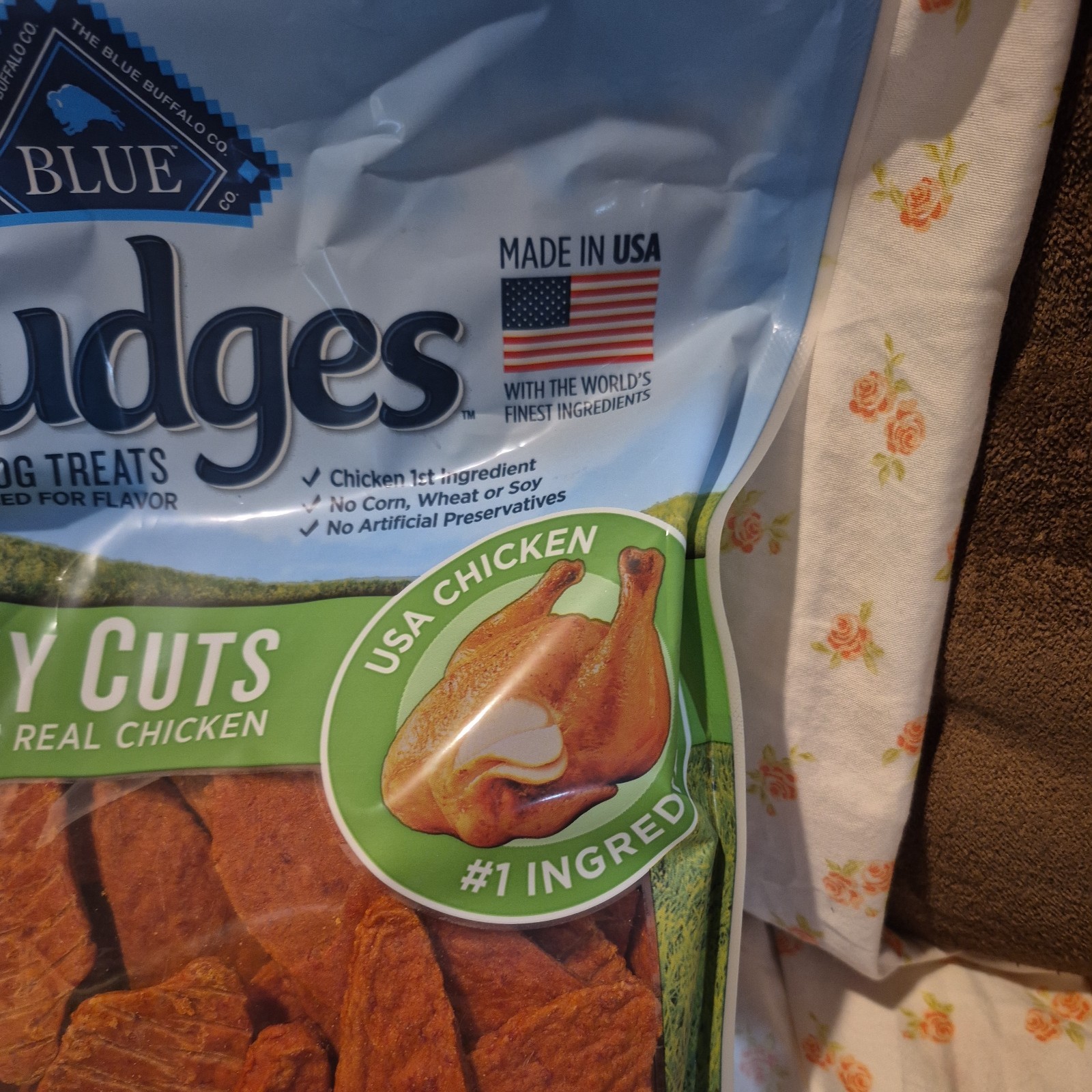 Blue Buffalo Nudges Jerky Cuts Natural Dog Treats - Chicken, 40 oz expires 9/26