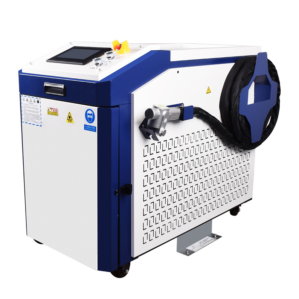 Raycus 3000W Handheld CW Laser Cleaning Machine for Rust Removal Paint Stripping