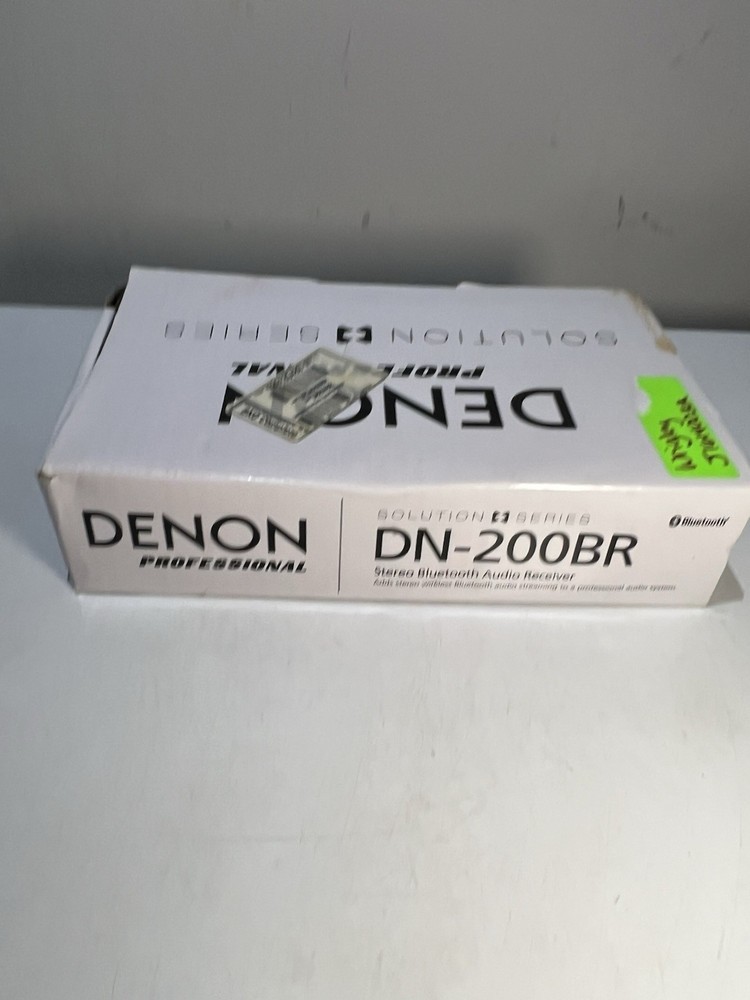 Denon DN-200BR Bluetooth Receiver. Open Box