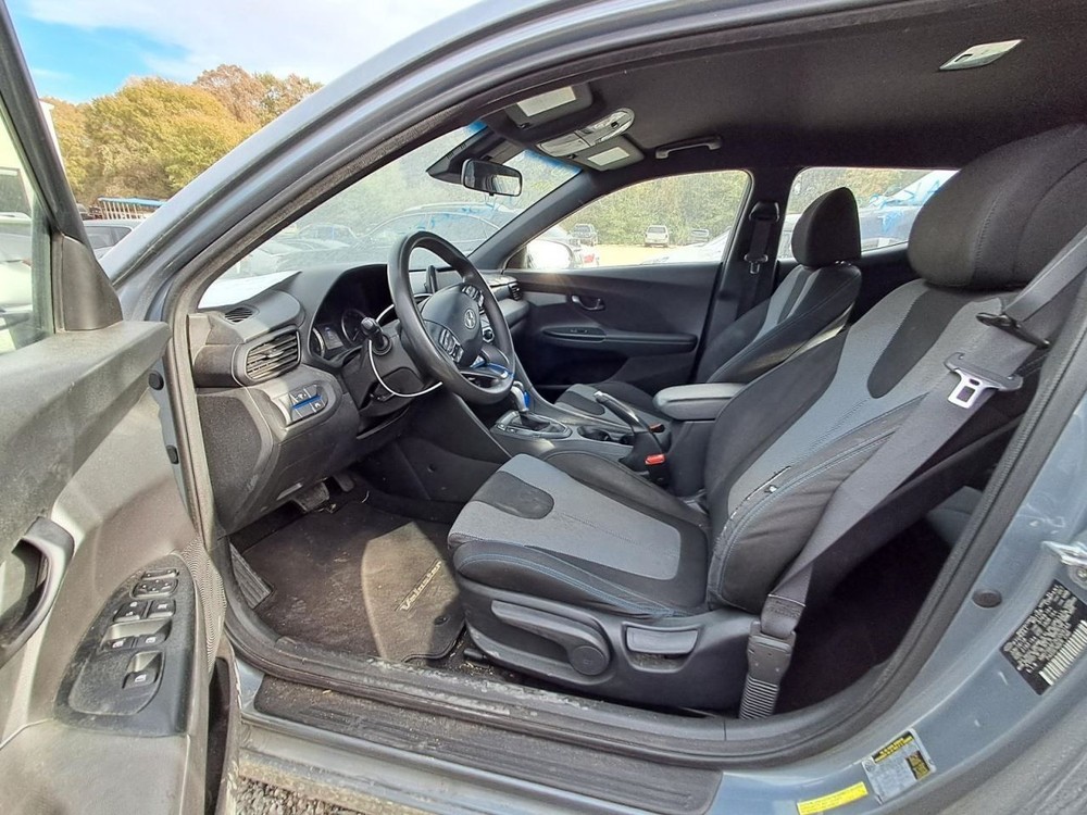 VELOSTER 2019 Glove Box 4864739