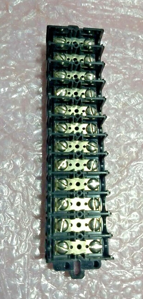 Eaton TBU12 - Base Mounted Terminal Block 12 Circuits