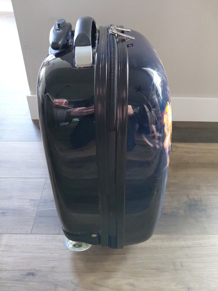 Skylanders Giants Suitcase Storage Bag Hard Side Luggage Adjustable Handle 2012