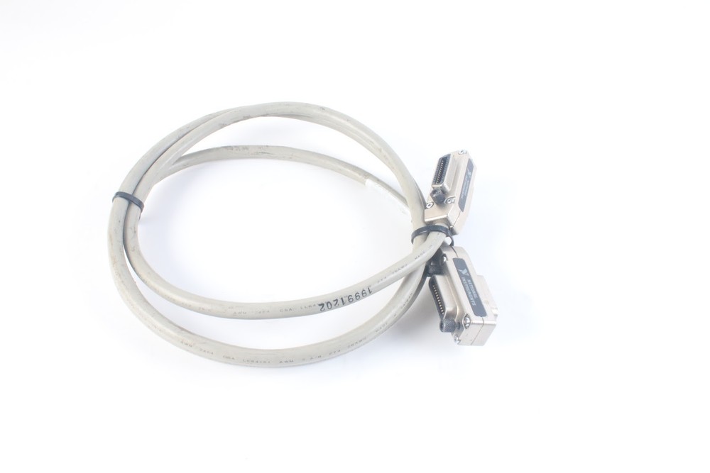 National Instruments NI 763061-02 Type -X2 2.1 Meter GPIB Interface Cable