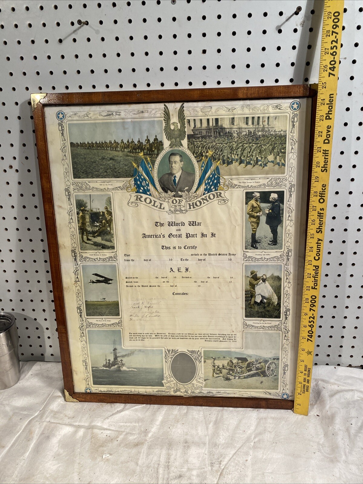 ANTIQUE FRAMED ROLL OF HONOR SERVICE IN THE WORLD WAR 1918 Military Photos