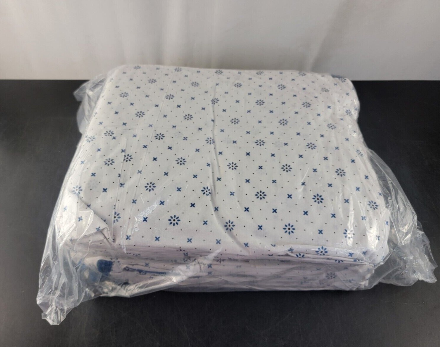 1 DZ or 5 DZ Patient Hospital IV Gown Telemetry Pocket 50” Length 68” Sweep