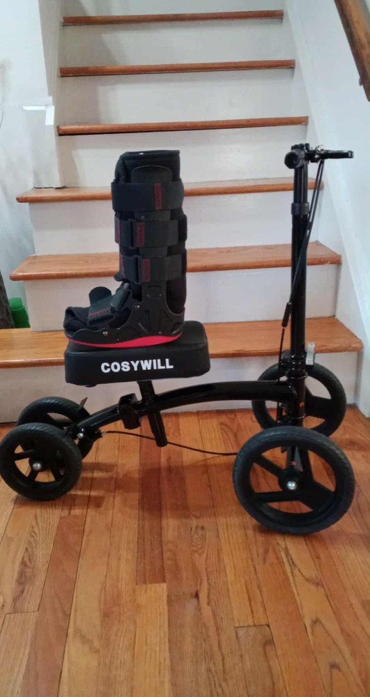 knee walker