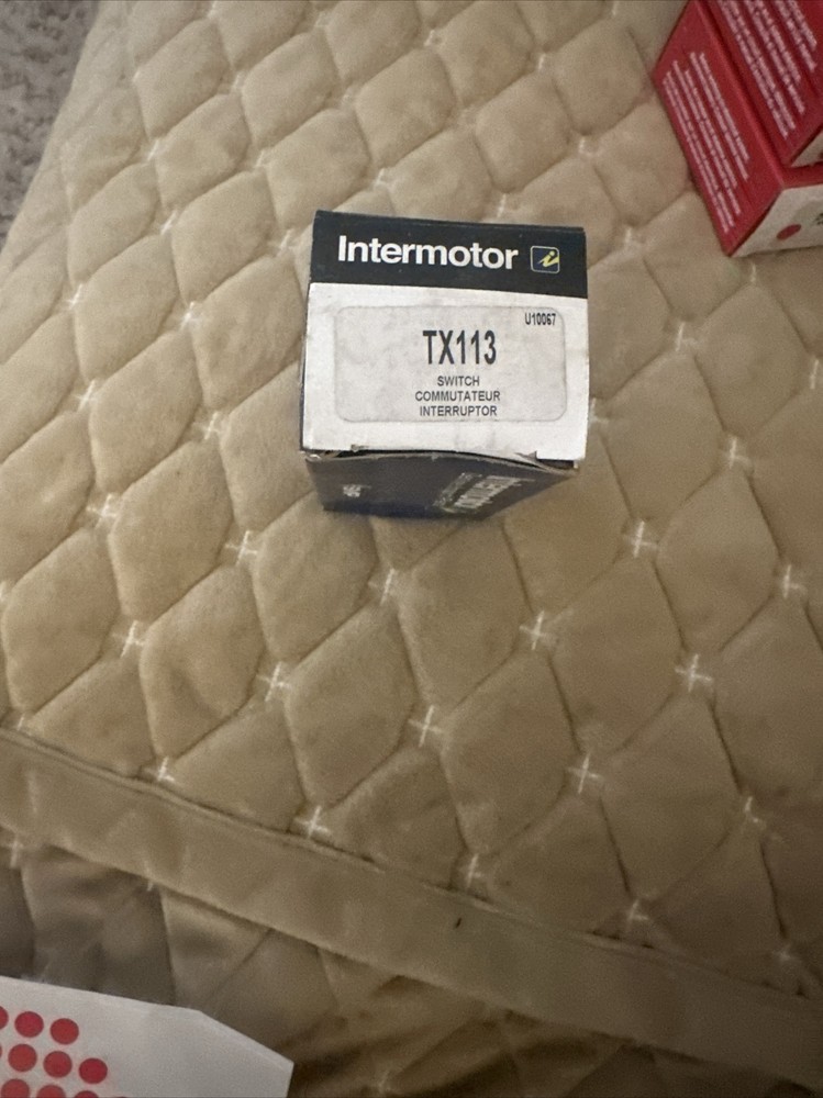 Standard TX113 Engine Coolant Temperature Sensor OEM Direct Fit Replacement