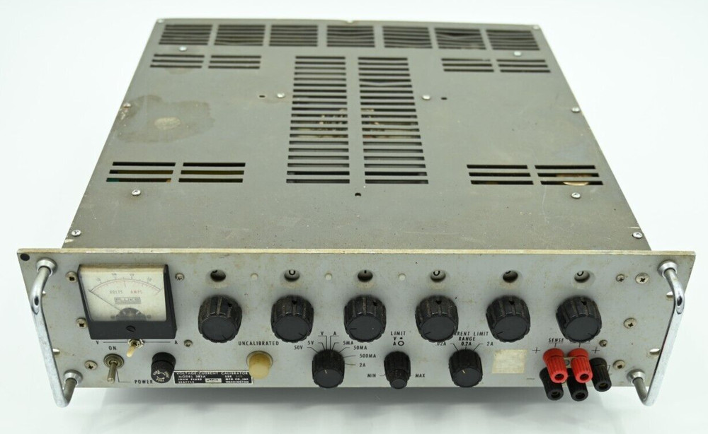 Fluke 382A DC Voltage/Current Calibrator