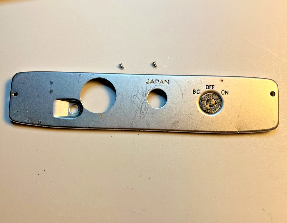 Minolta SRT-102 Bottom Base Plate & Screws ORIGINAL Fits SRT-101 201 202