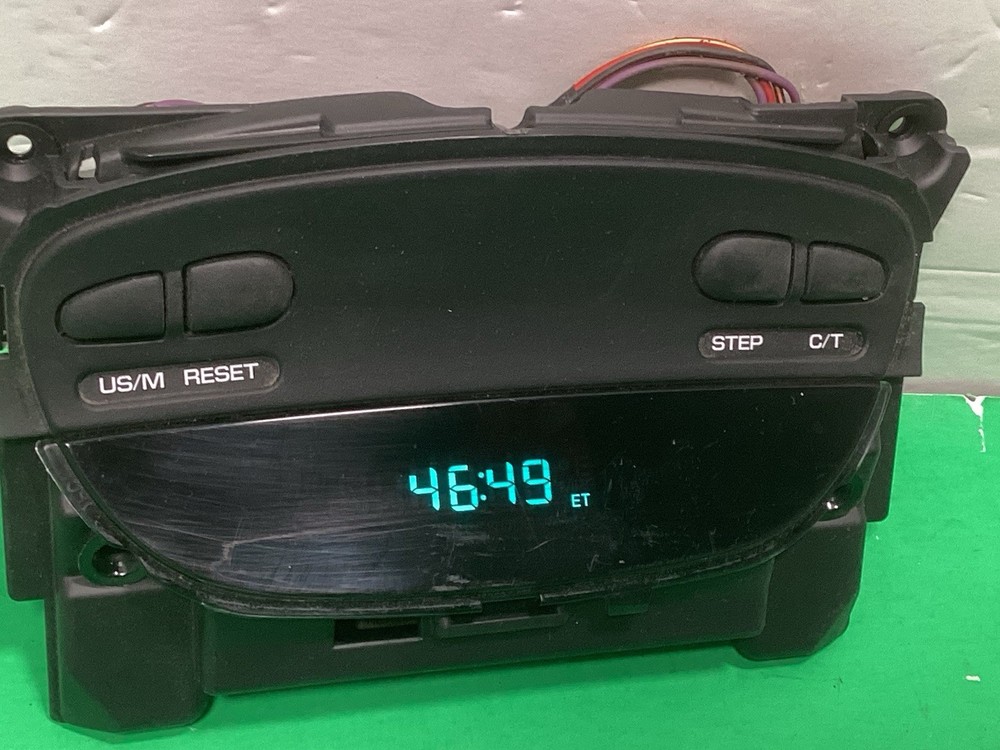 2002 - 2008 DODGE RAM OVERHEAD CONSOLE COMPUTER DISPLAY TEMP COMPASS TESTED