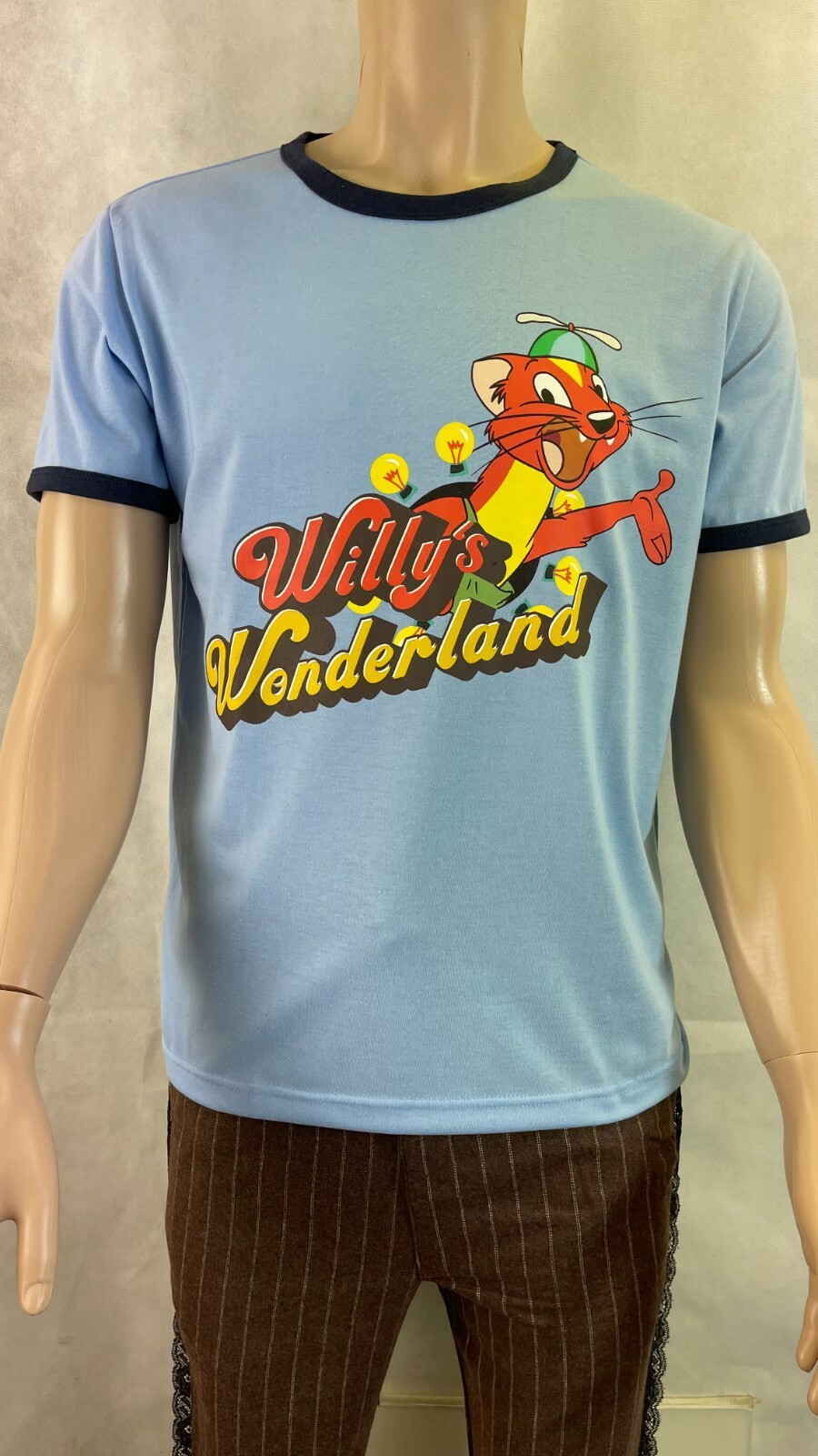 Willy's Wonderland Janitor T-shirt tee M L XL XXL Nicholas Cage Navy Blue Ringer