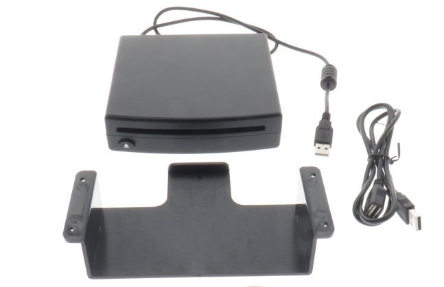 Connects2 Universal Car CD Player CD Player via USB Connection 2.0