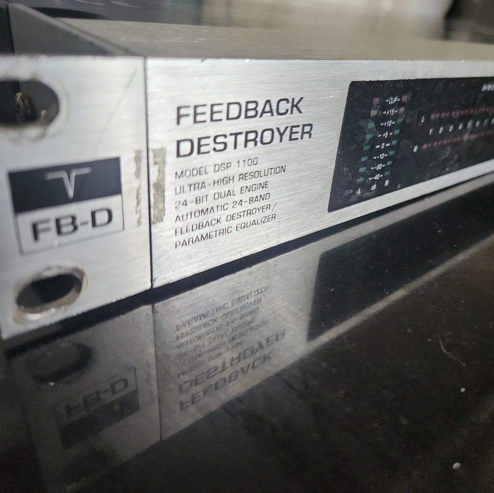 Behringer Feedback Destroyer DSP1100 24 Bit Dual Engine Parametric