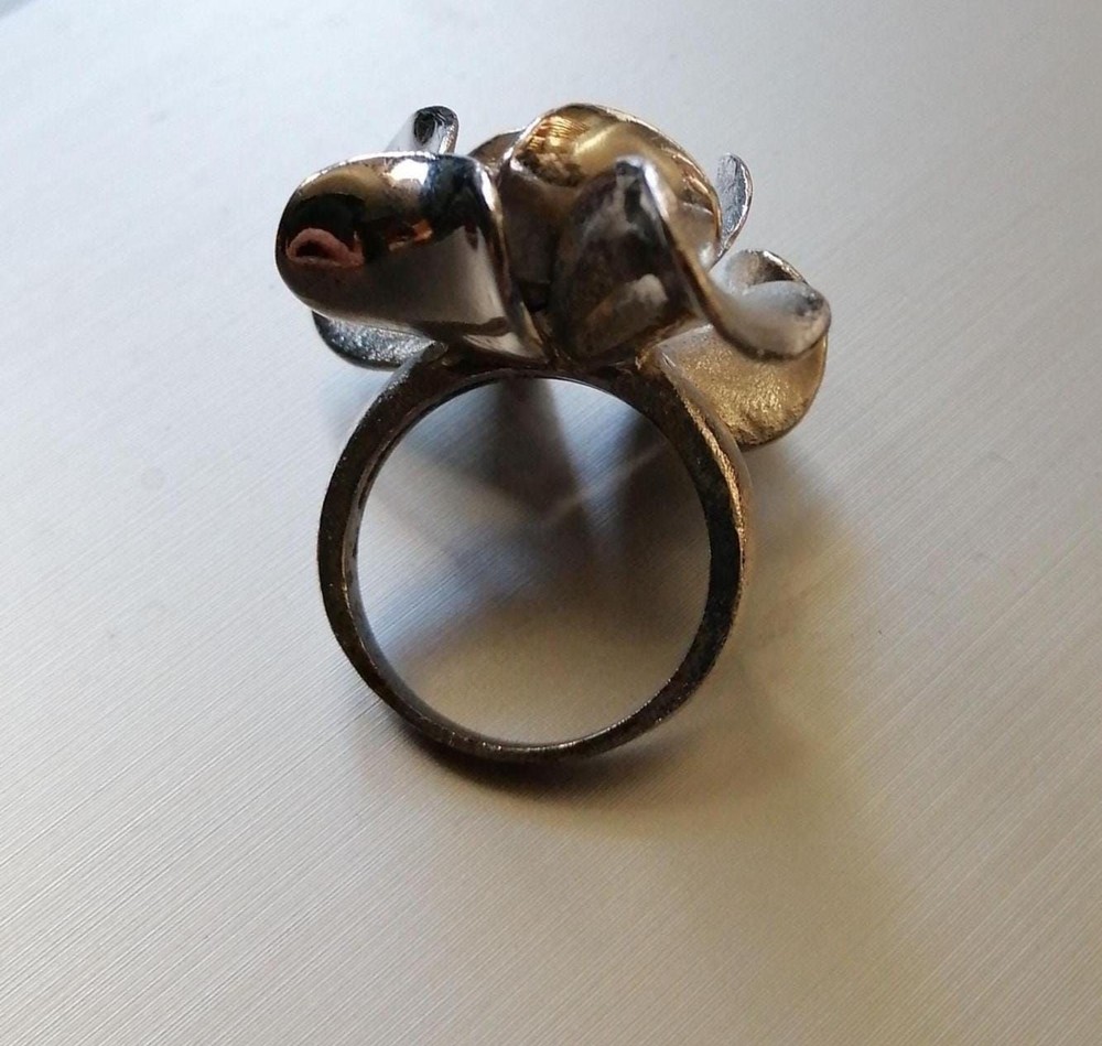 3D Flower Rhinestone Silver Tone Ring Size 8 Statement Ring