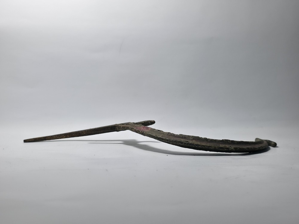 Vintage Antique Cast Iron Gutter Bracket Victorian Primitive Hanger (B4)