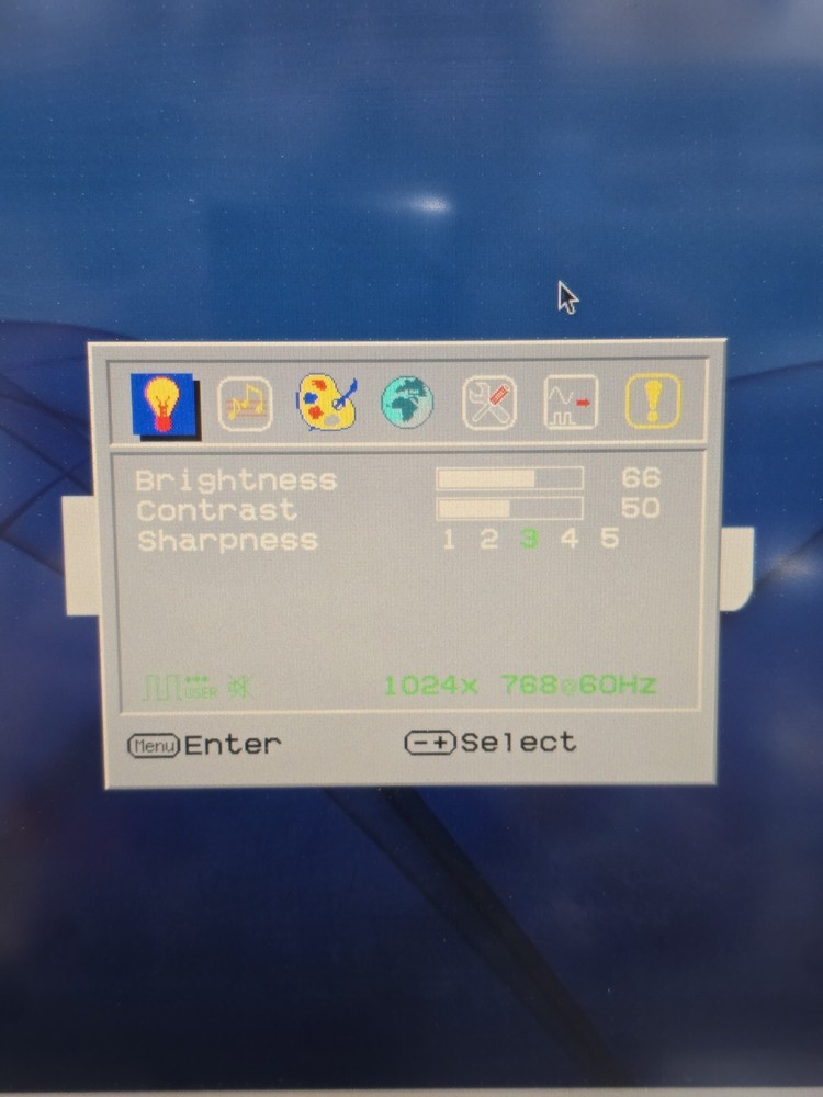 XYCOM Automation Pro-face 5015T/R2 Interface Touchscreen S/N 756654-4L6