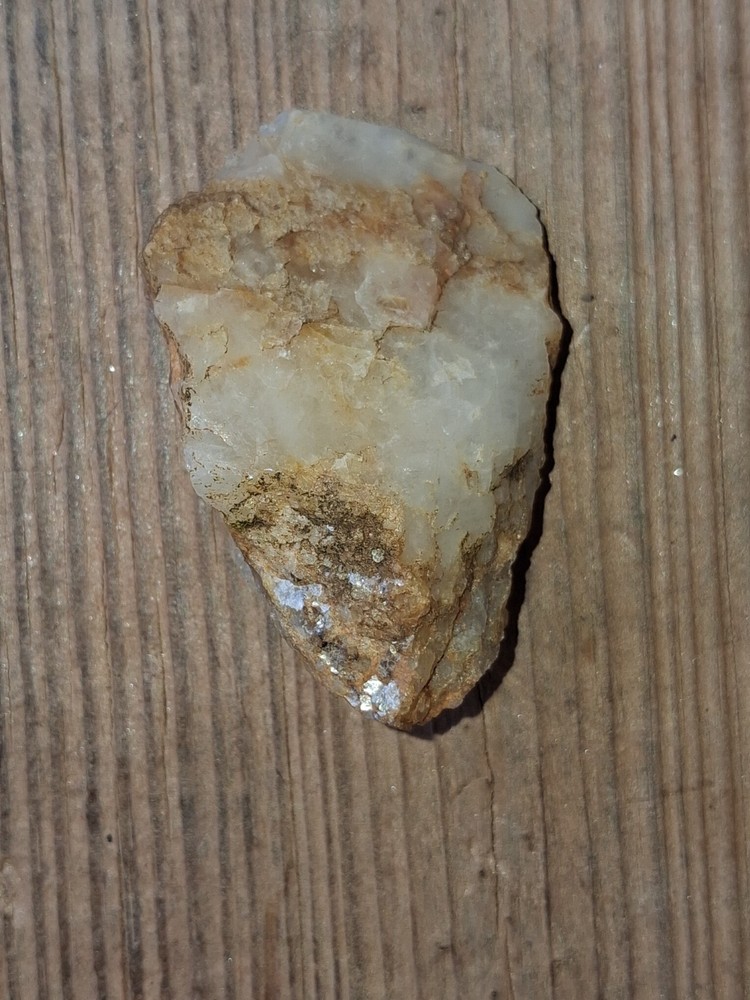 Quartz With Visible Gold Flakes 2.7 oz