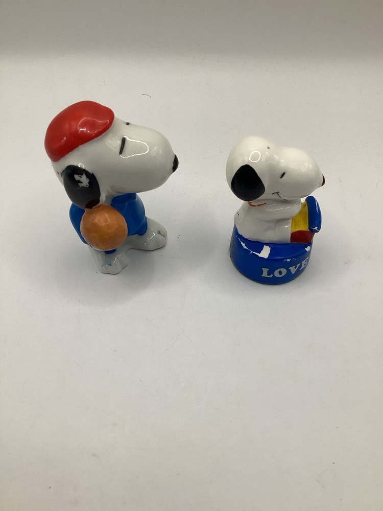 Vintage 80s Peanuts Snoopy Pull String Motion Skateboarder, Figures & Protractor