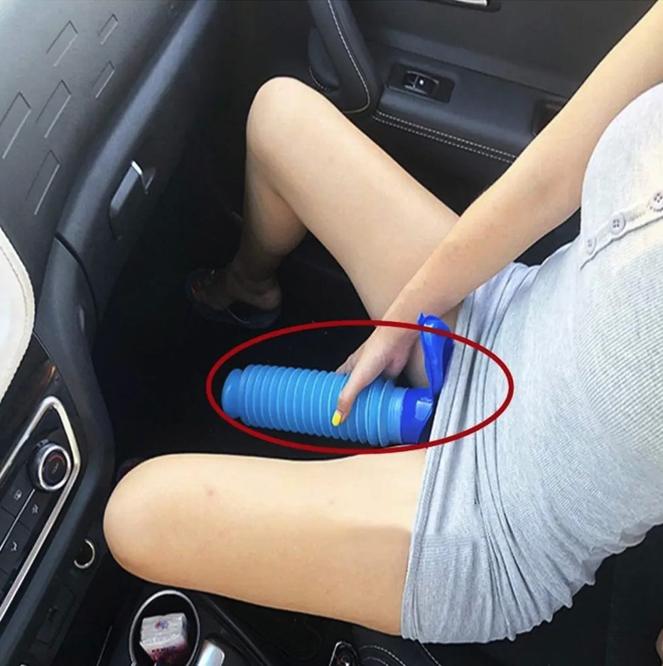 1set Portable Car Urinal Bottle Travel Camping Emergency Toilet - NEW