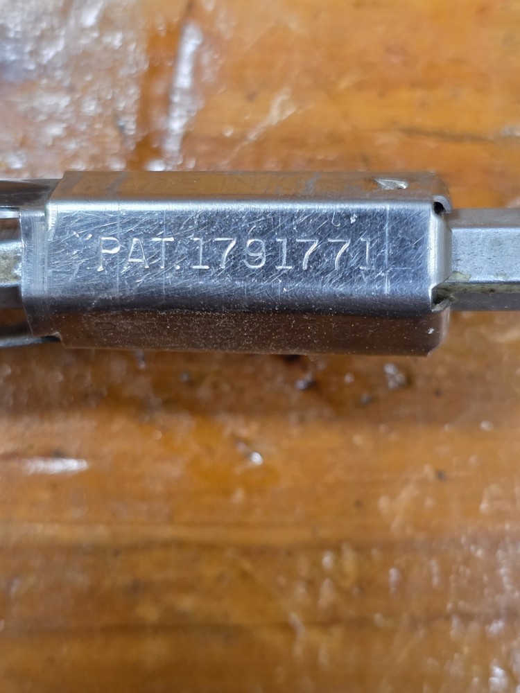 Vintage Hold-E-Zee Spring Action Upson Bros Inc TS-4 Screwdriver