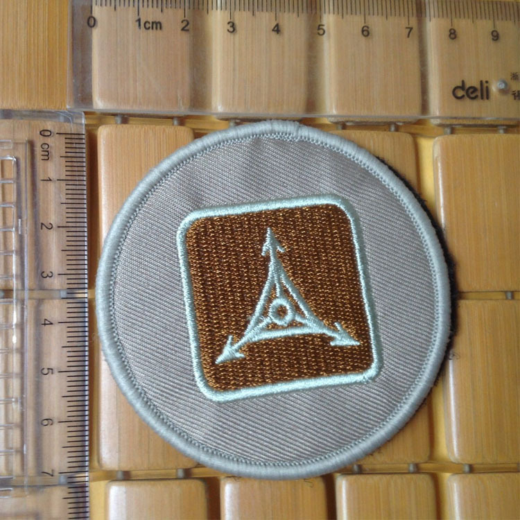 2PCS RETRO TAD GEAR TRIPLE AUGHT TACTICAL AIRSOFT BADGE HOOK & LOOP PATCH TAN