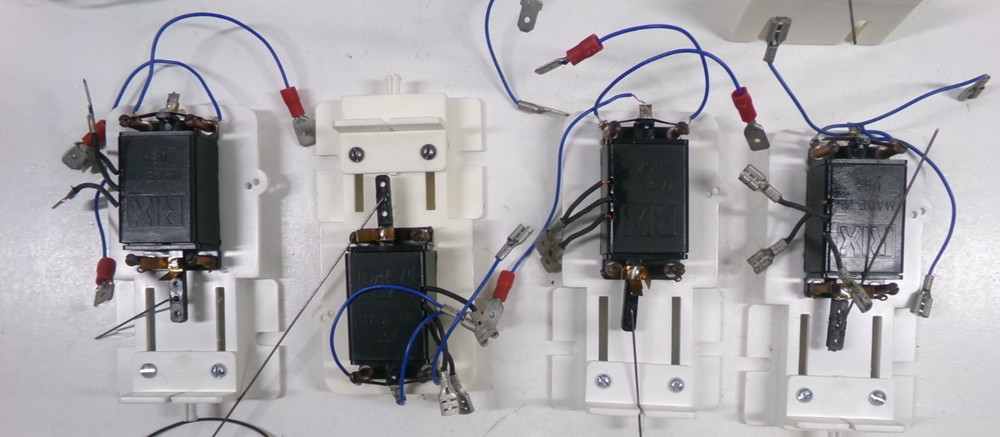 (9) HO Rix switch machines (lot 0336)