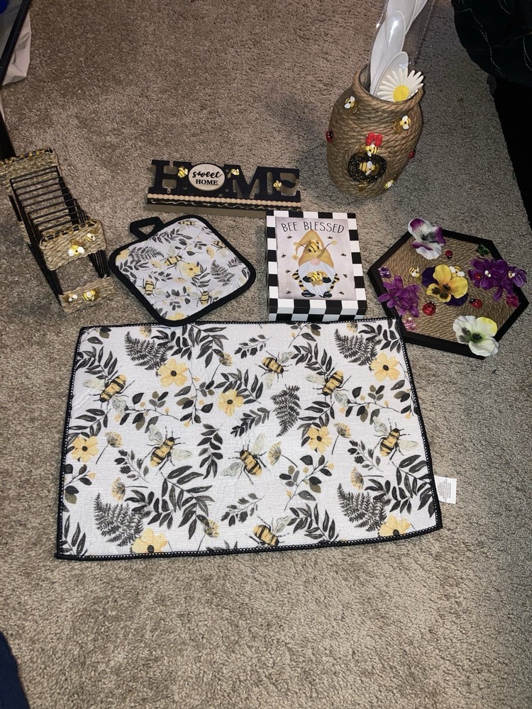 Beehive Decor / Bee Decorating/ Kitchen Decor