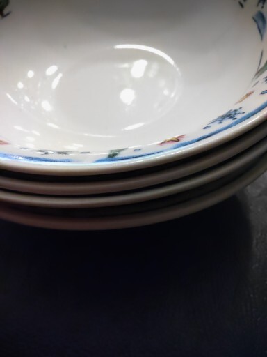 Set 4 Home Essentials "Chilly" Soup Bowl Pine Tree Snowflake Winter Border