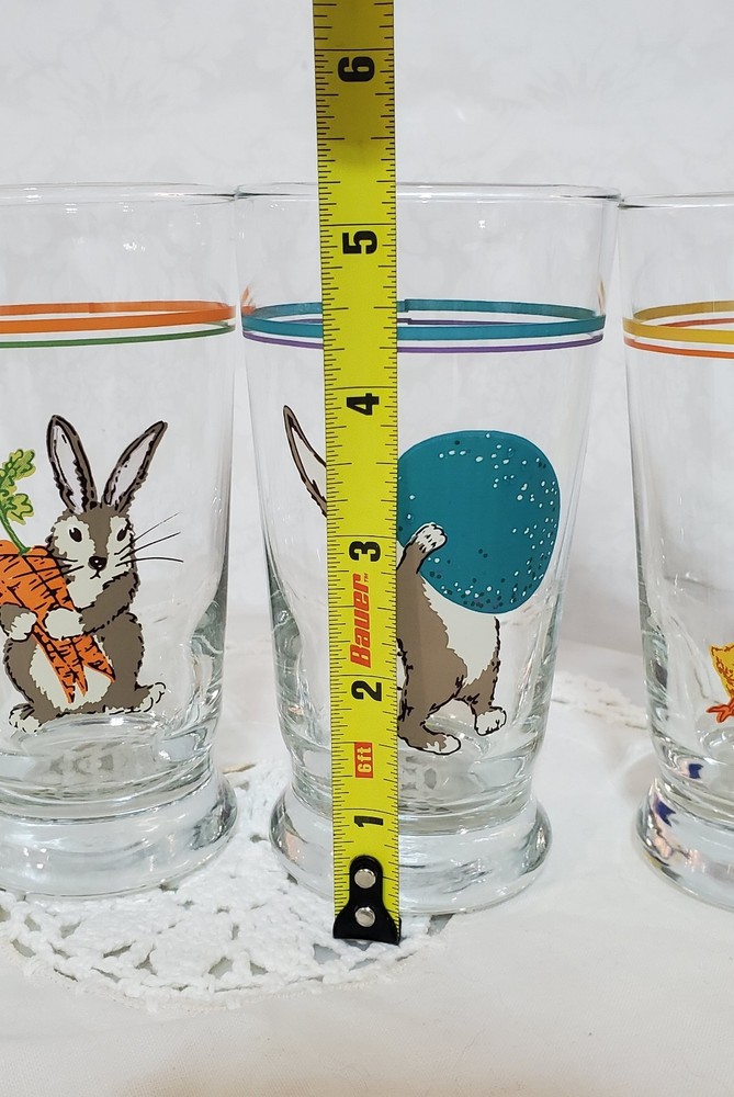 Vintage Easter Tumblers features Charming Easter bunnies by Libbey