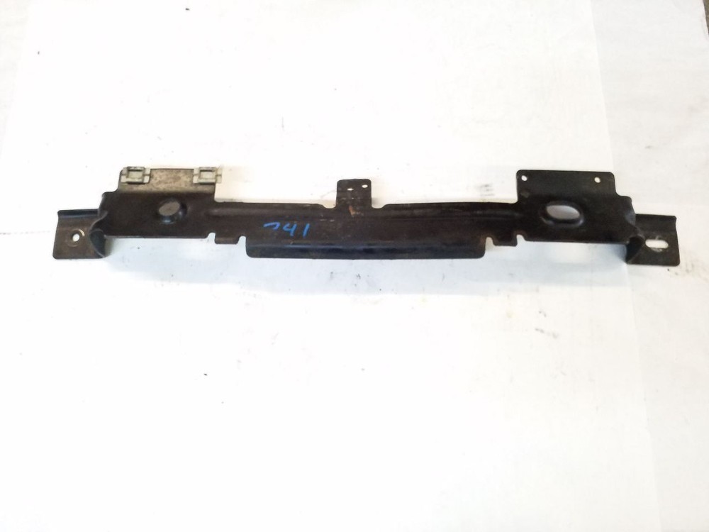 Lower Radiator Core Support Bracket | Fits 2015-2017 Ford Expedition