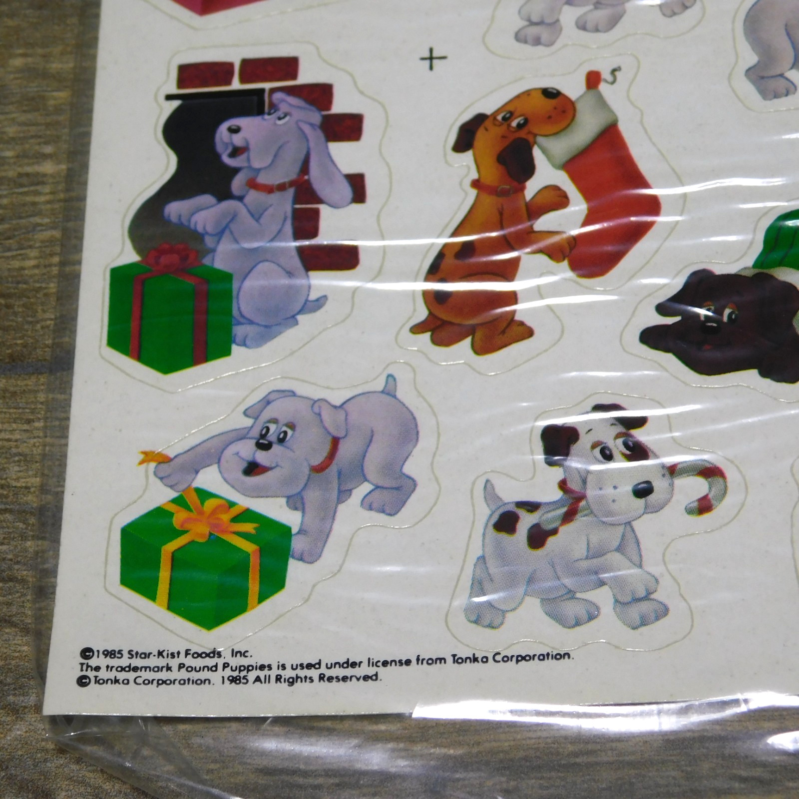 LOT OF 10 Vintage 1985 Jerky Treats Dog Snacks Pound Puppies 12 Stickers Sets