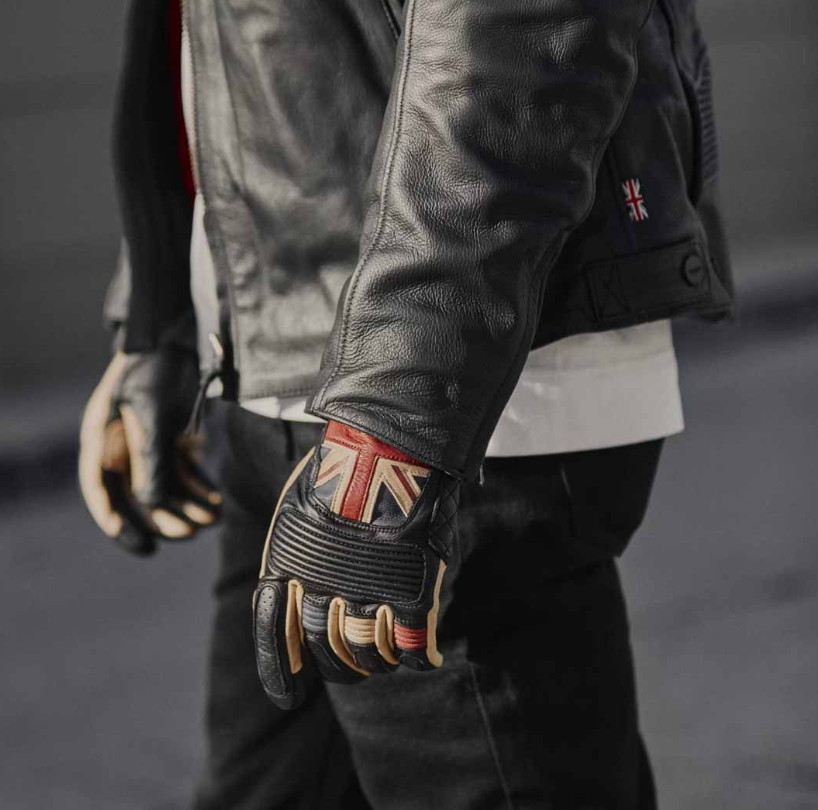 Triumph Flag Leather Gloves (MGVS17303)