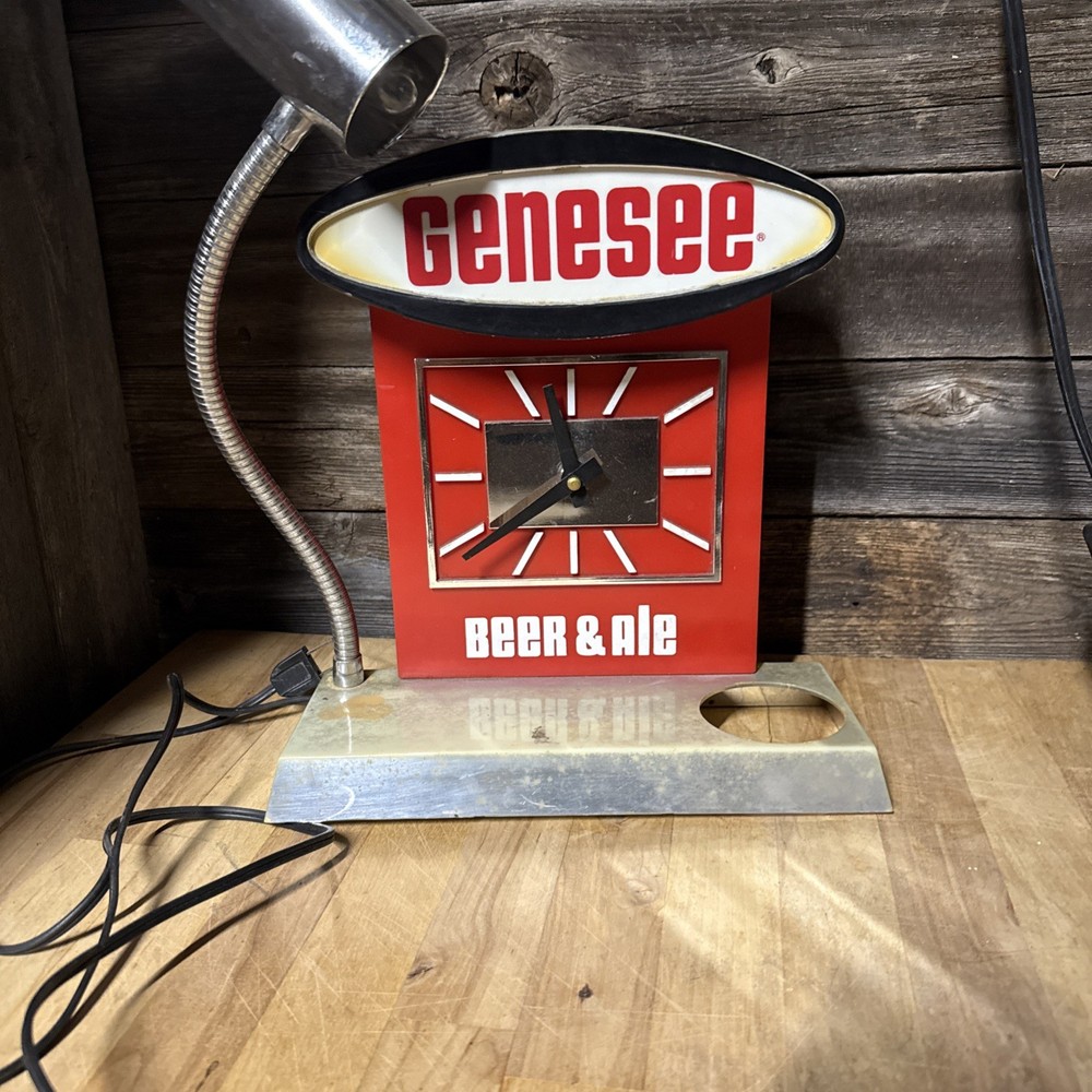genesee beer &ale clock light