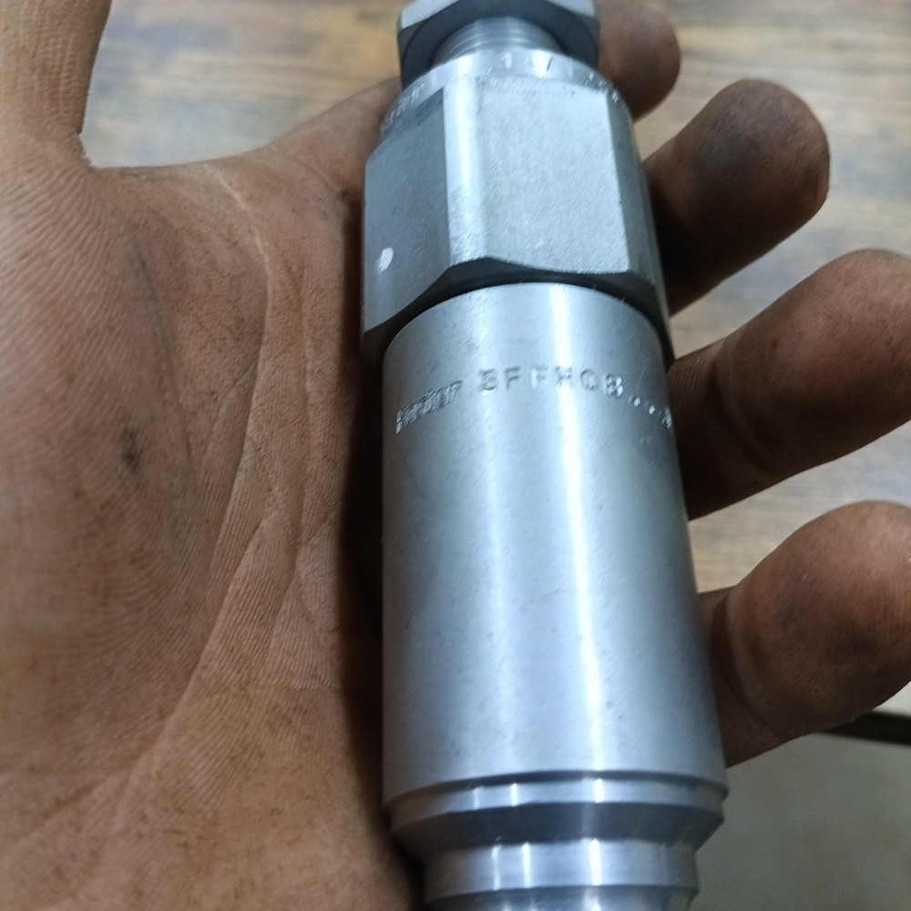 Faster Quick Connect Hydraulic Coupler 1" M Thread x 1/2" Push Connect 3FFH08