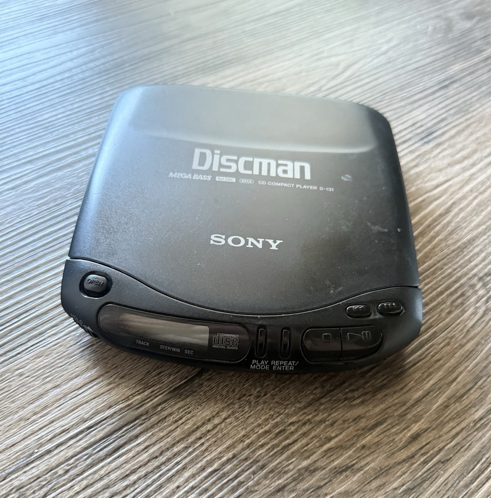 SONY Discman D-131 Portable CD Player Tested