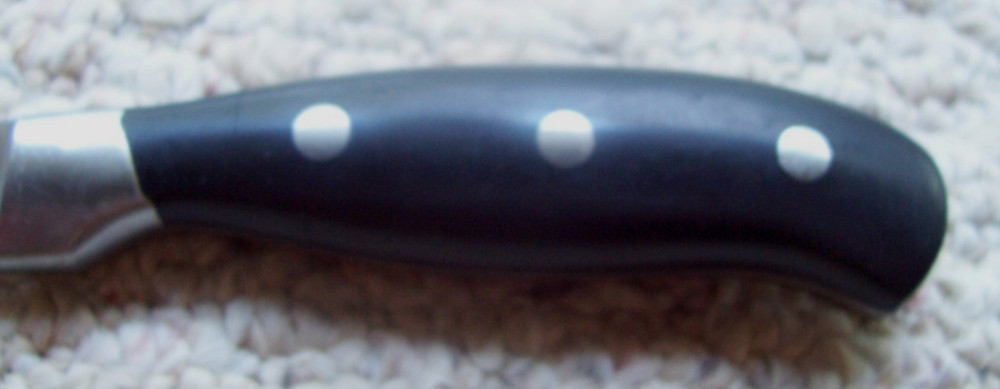 Oneida Stainless 5" Utility Knife Serrated