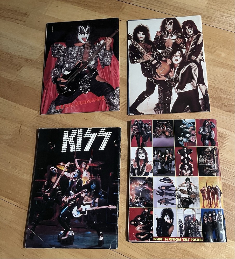LOT OF 4 Kiss Vintage Guitarist Tours, 2 Farwell magazines Posters Rock Metal