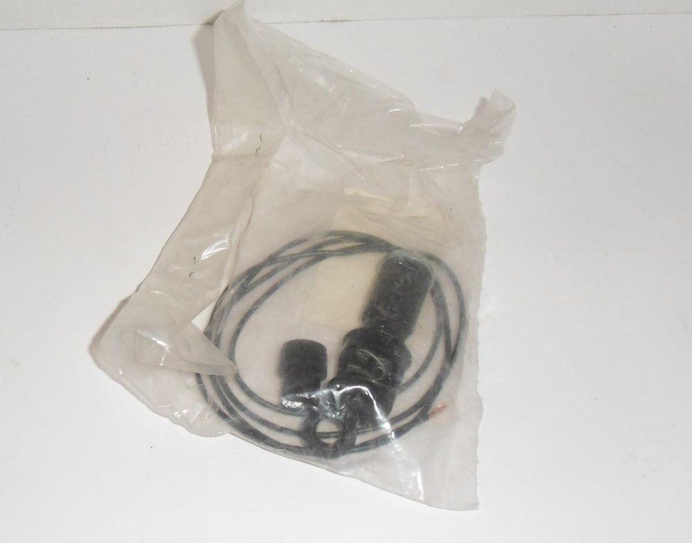 MCI 3C-11-99 Angle Light & Loom Assy NOS