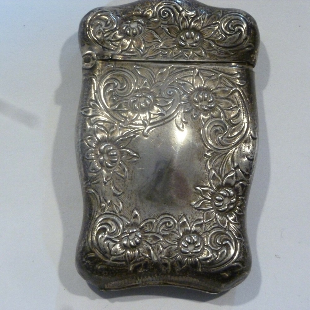 ANTIQUE 3D FLORAL STERLING SILVER MATCH SAFE