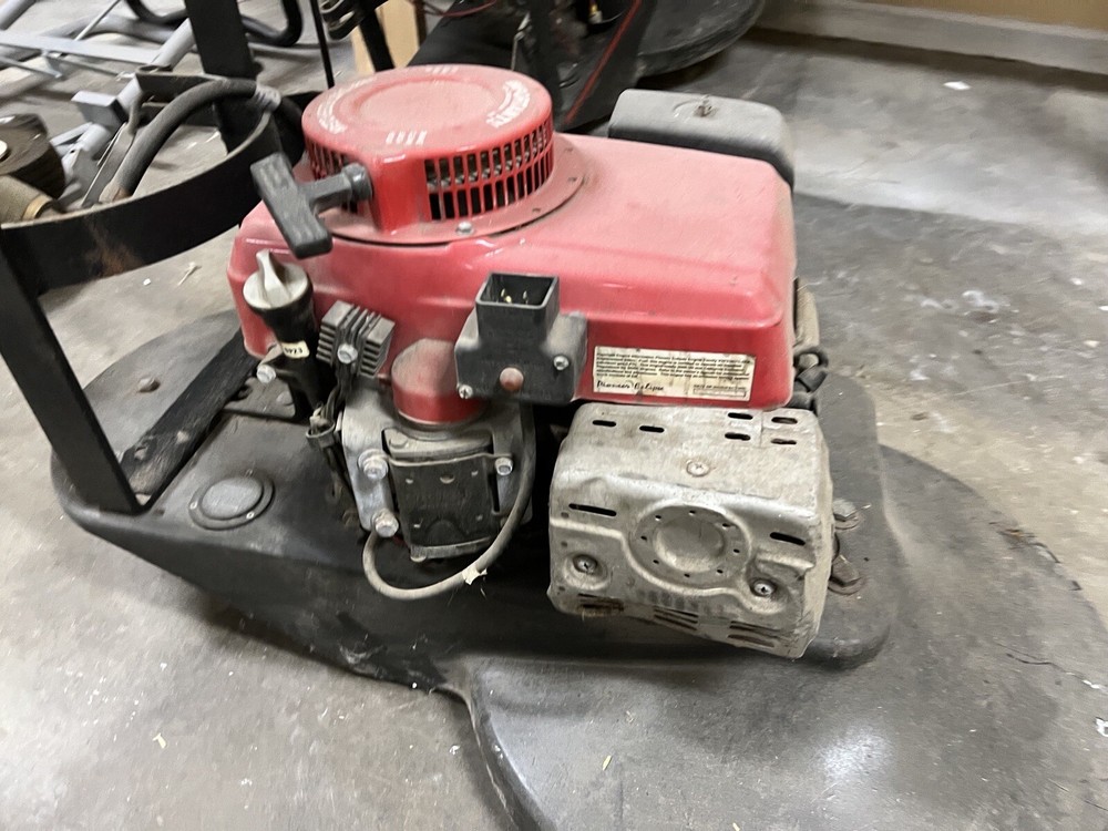 20” pioneer eclipse honda propane floor buffer 301 hours