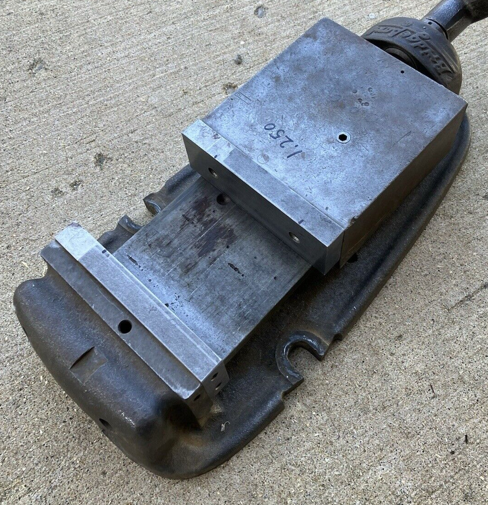 Bridgeport 6" Precision Machine Vise with Handle - 5 3/4" open