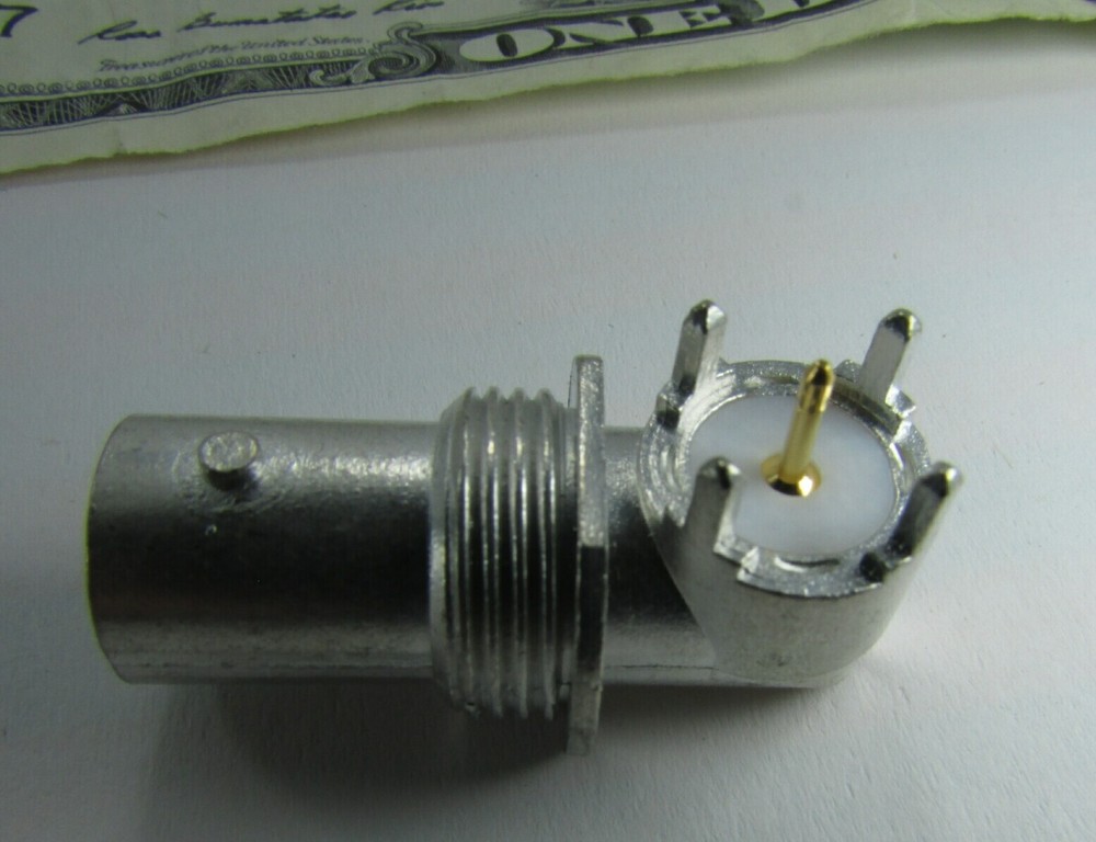 2 Tyco Amp BNC Connector Jacks, Female Socket 50 Ohm PCB Mount, Thru Hole Angle
