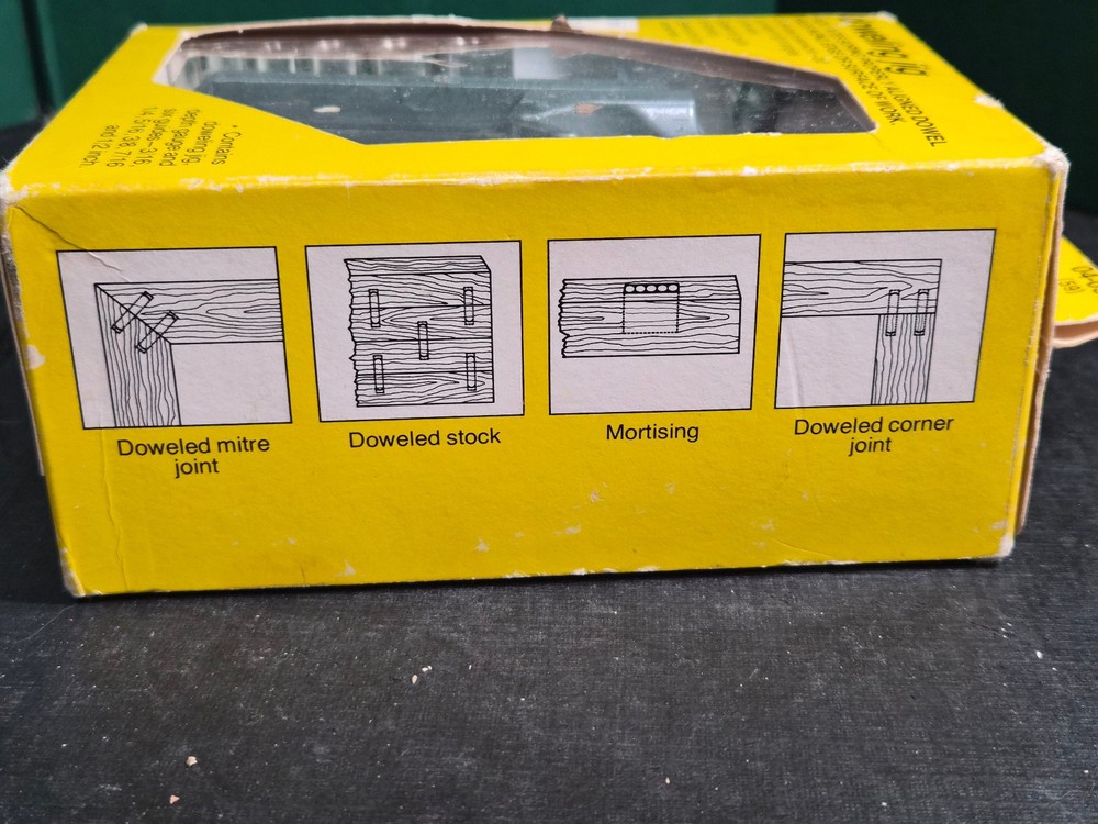 Stanley Doweling Jig 59 04-059 with box